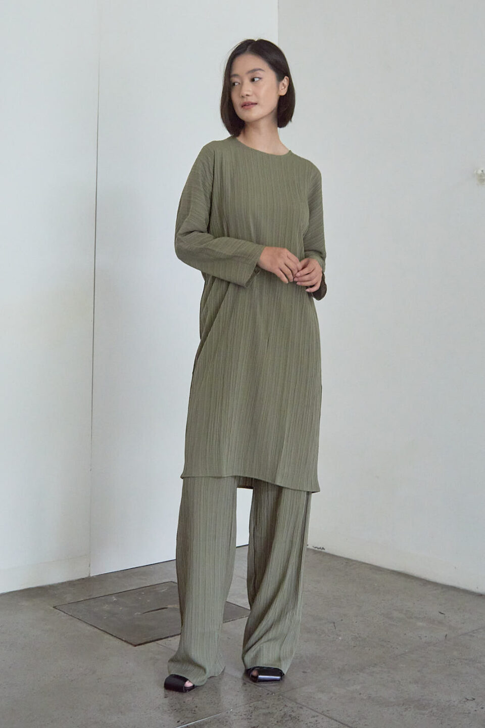 Modest Asa Set Olive - Image 4