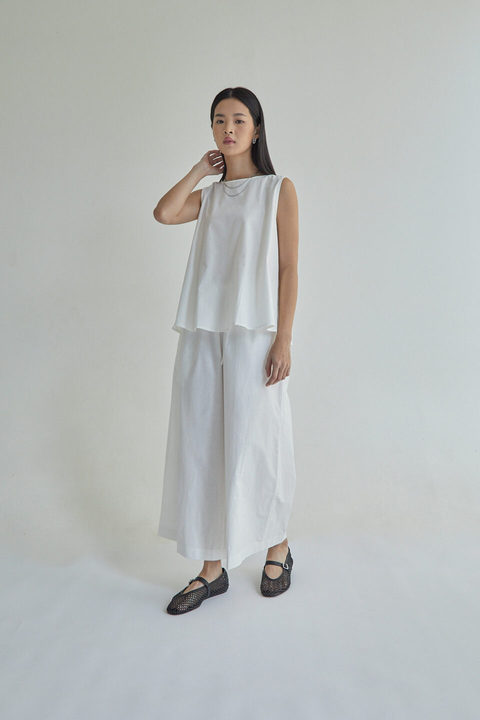 Studio Now Axelle Sleeveless Top White - Image 3