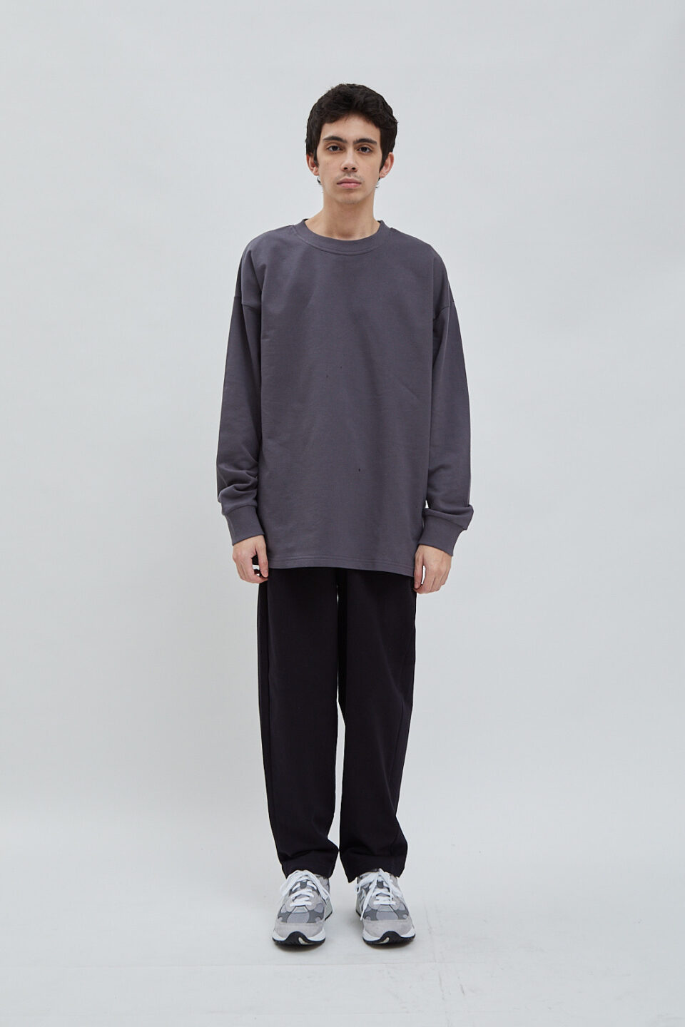 Lounge Sweatshirt in Grey - Image 3