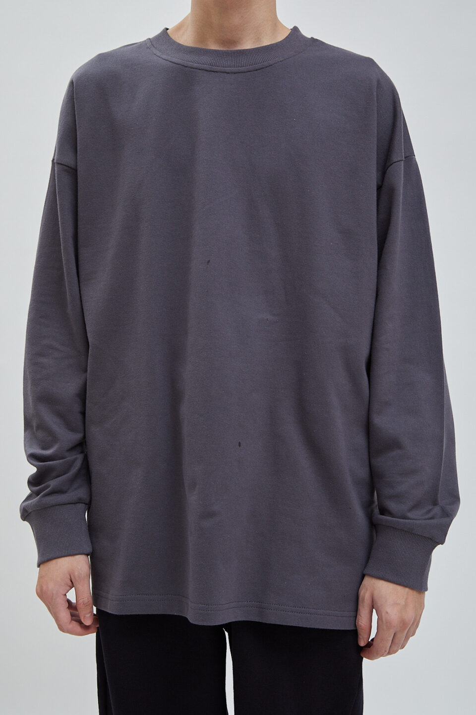 Lounge Sweatshirt in Grey - Image 7