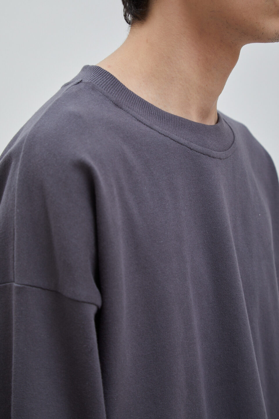 Lounge Sweatshirt in Grey - Image 9