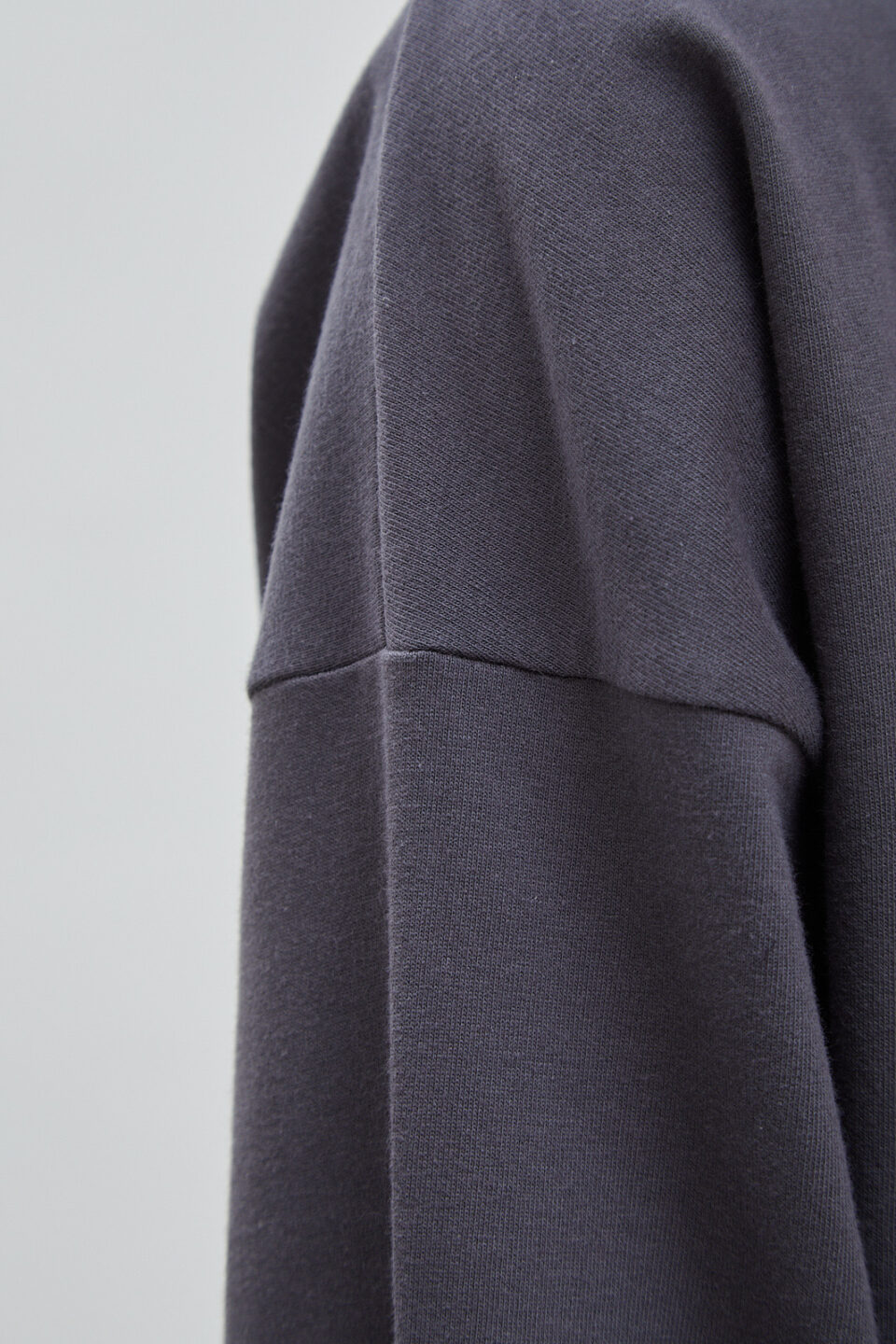 Lounge Sweatshirt in Grey - Image 10