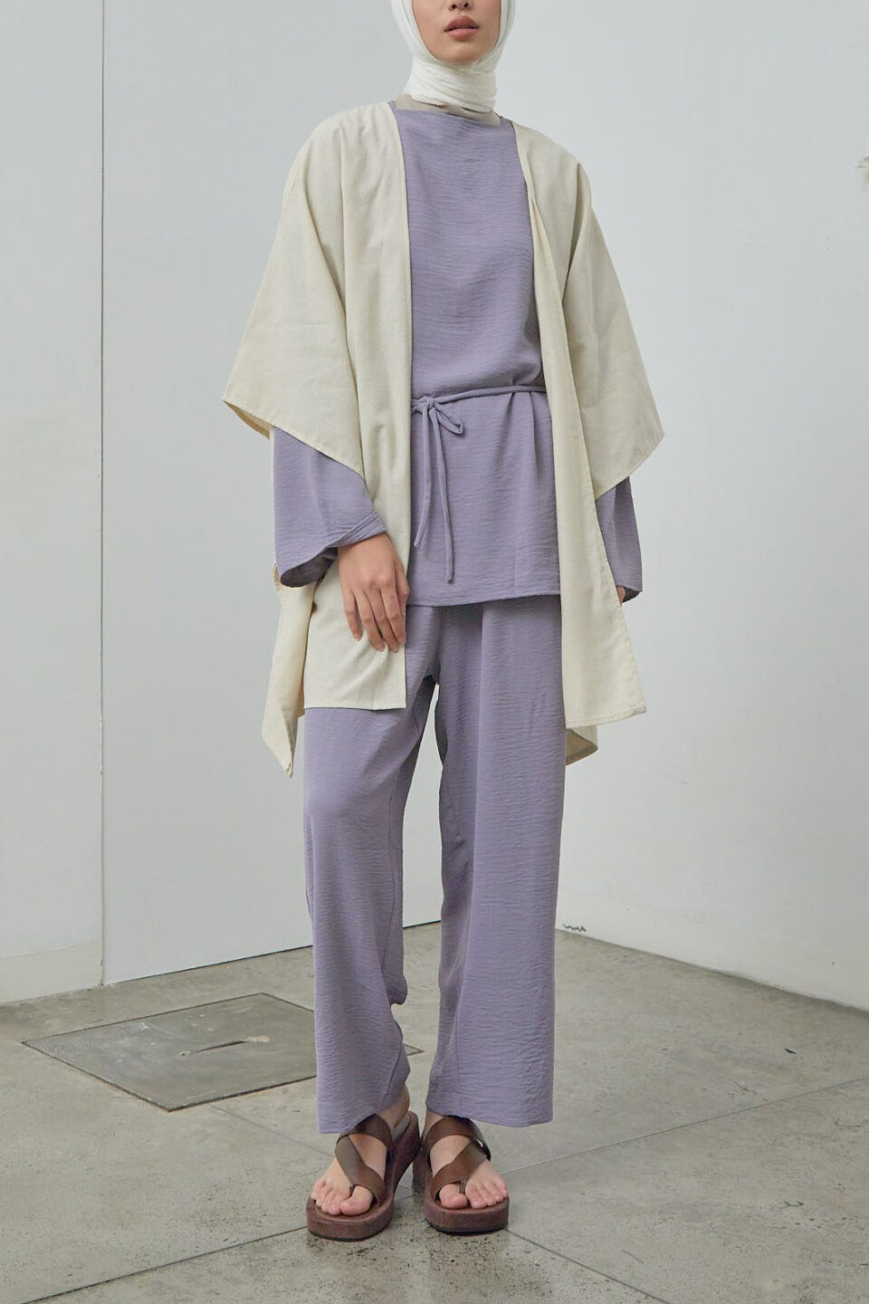 Modest Jun Cardigan - Image 4