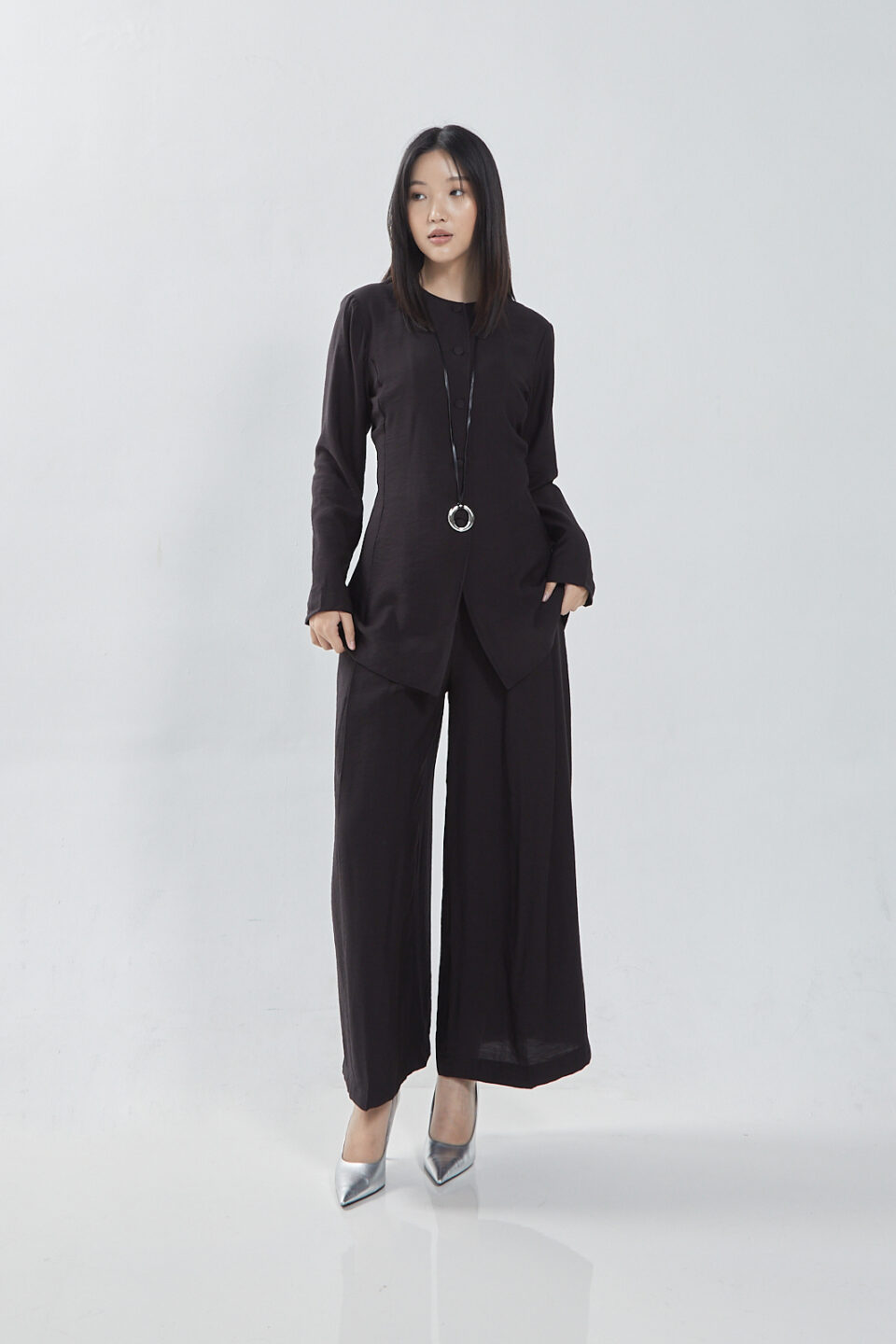 Parish top Linen black - Image 3